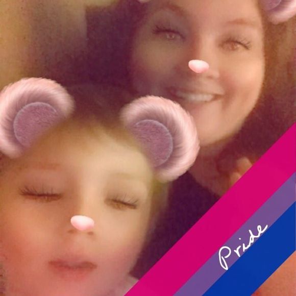 Meet your Posher, Cheyenne - Picture 1 of 1